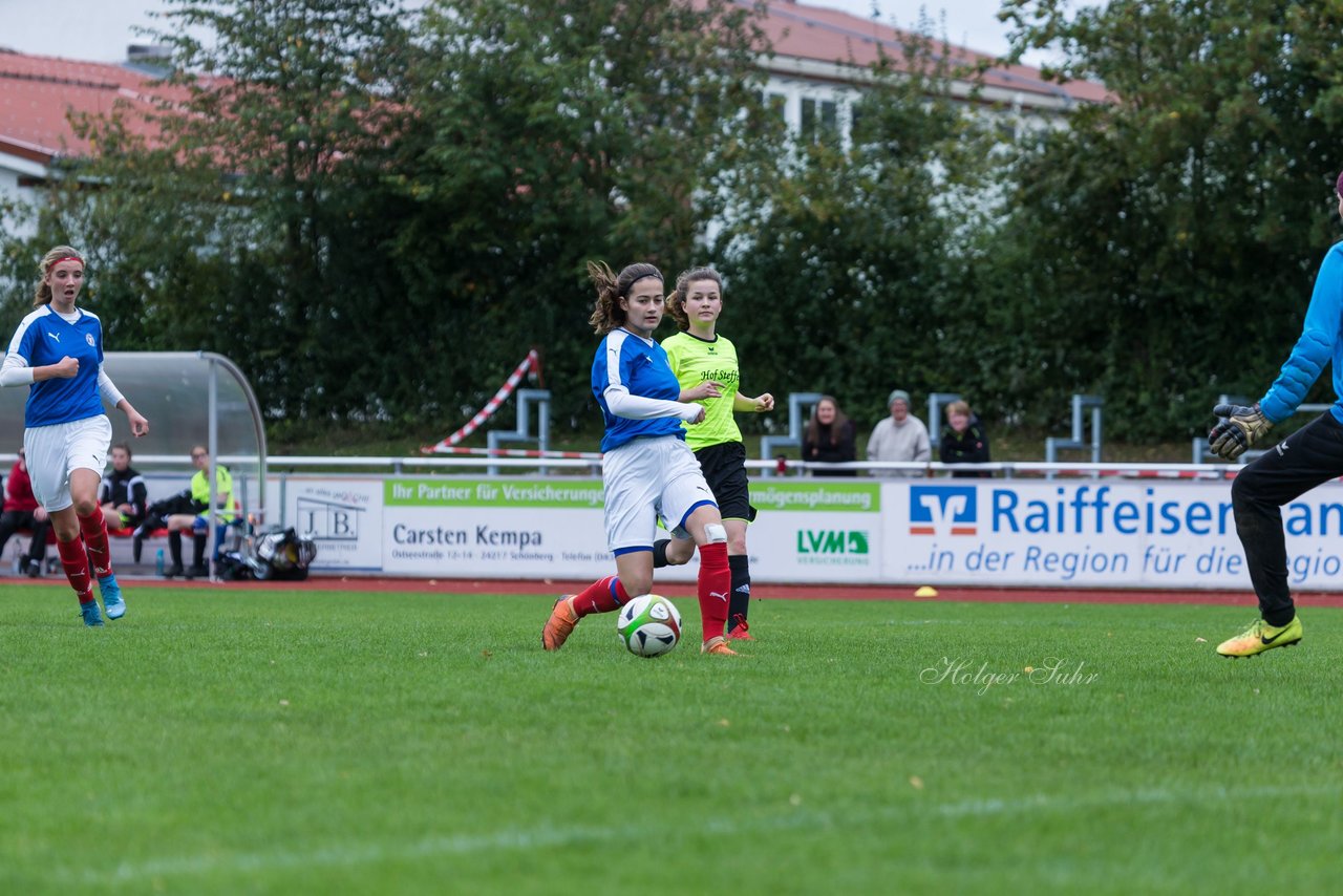 Bild 312 - B-Juniorinnen TSV Schoenberg - Holstein Kiel : Ergebnis: 0:23